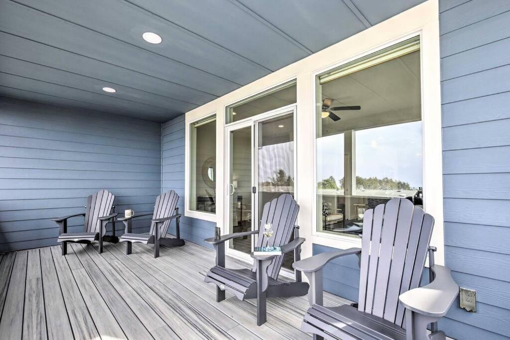 Modern Oregon Retreat W/ Deck, Hot Tub, Ocean View Depoe Bay Exterior foto